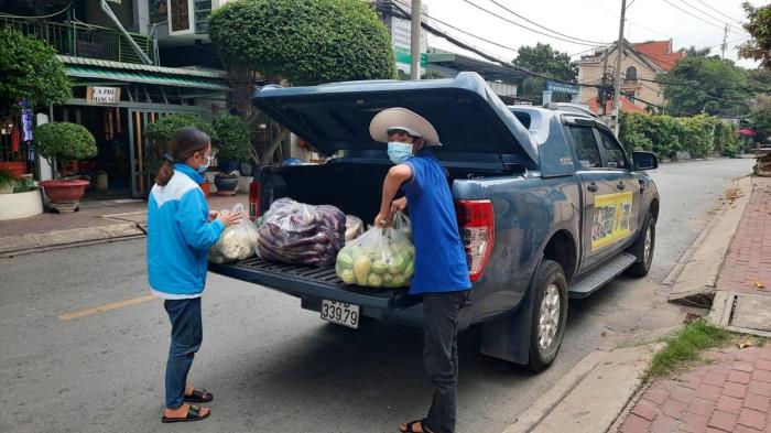 TRAO QUÀ ĐẾN CÁC PHƯỜNG LONG PHƯỚC, PHƯỚC LONG A, PHƯỚC LONG B, PHƯỚC BÌNH VÀ CHÙA DIỆU TRÀNG CÙNG NGƯỜI DÂN TRÊN ĐỊA BÀN PHƯỜNG PHƯỚC LONG A - TP.THỦ ĐỨC, TP.HCM (NGÀY 16/09/2021)